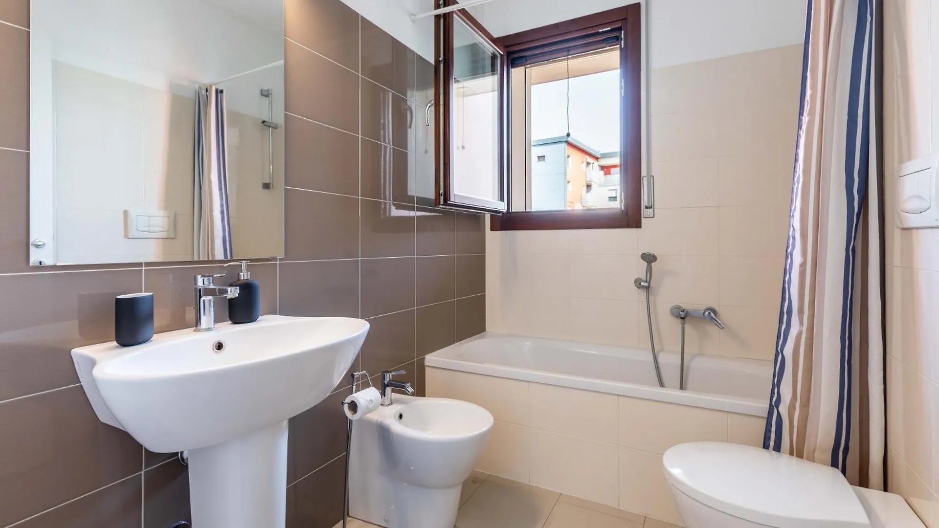 Sarca 11Th Floor Milan Apartment